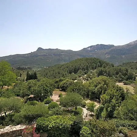 Sleeps 12 With Pool Air Con And Wifi