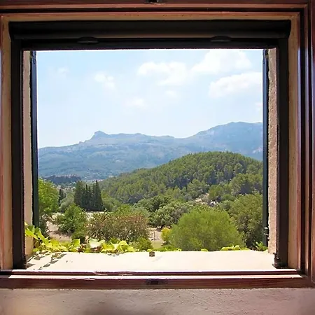Sleeps 12 With Pool Air Con And Wifi Pollença