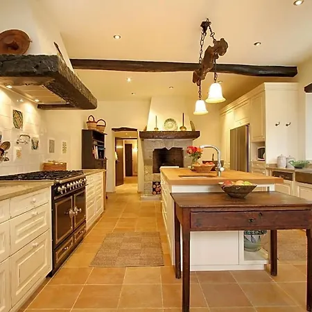 Sleeps 12 With Pool Air Con And Wifi Villa *